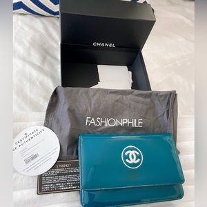 Authentic CHANEL Patent CC Logo Wallet On Chain WOC Blue/Teal